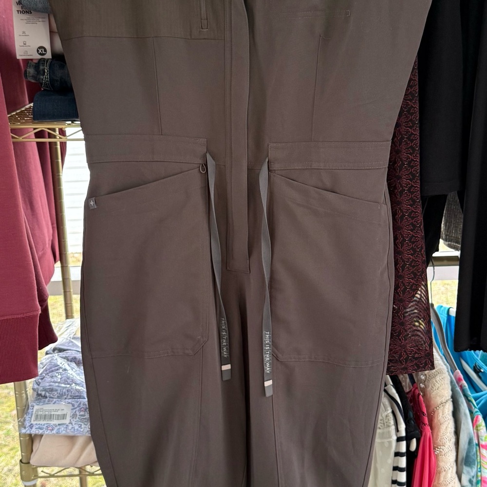 Figs Women's Starwars Grogu Jumpsuit- Medium
